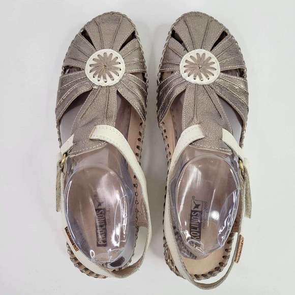 PIKOLINOS Metallic Sandals - Picture 8 of 9